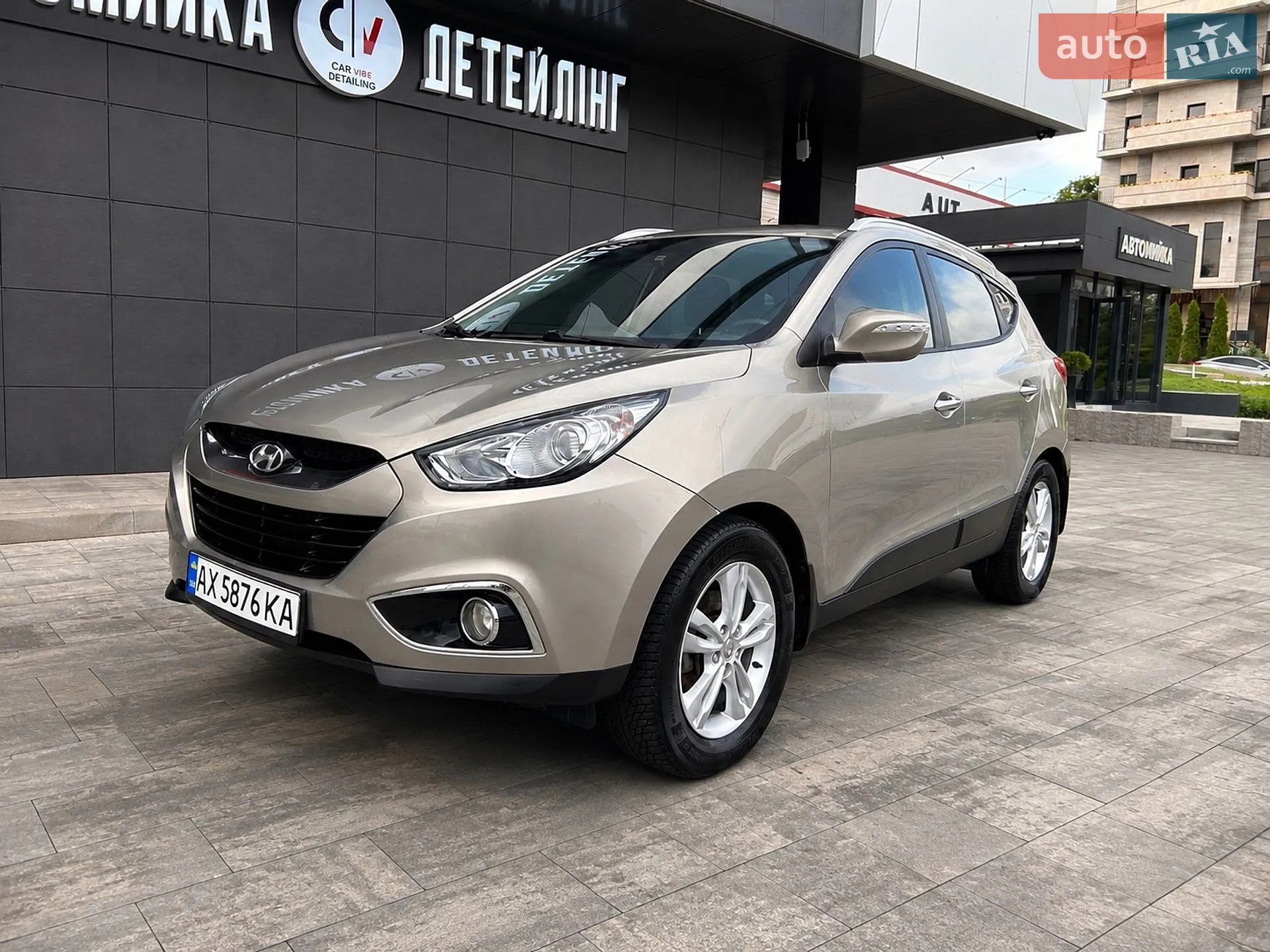 2010 Hyundai ix35 - фото 1