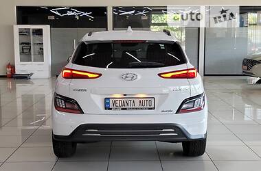 Внедорожник / Кроссовер Hyundai Kona Electric 2022 в Одессе