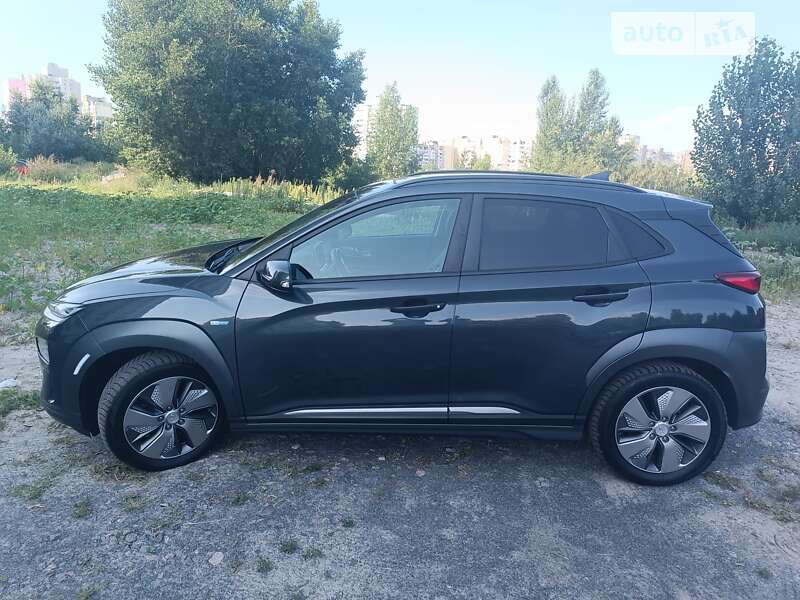 Позашляховик / Кросовер Hyundai Kona Electric 2019 в Києві