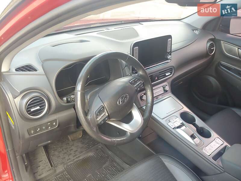 Внедорожник / Кроссовер Hyundai Kona Electric 2018 в Харькове фото 14 Внедорожник / Кроссовер Hyundai Kona Electric 2018 в Харькове