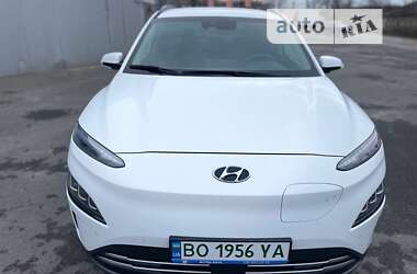 Внедорожник / Кроссовер Hyundai Kona Electric 2022 в Тернополе