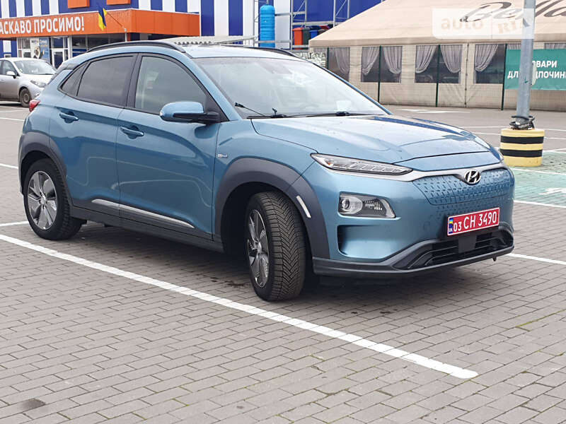 Внедорожник / Кроссовер Hyundai Kona Electric 2019 в Ватутино