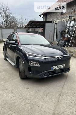 Внедорожник / Кроссовер Hyundai Kona Electric 2020 в Новом Роздоле