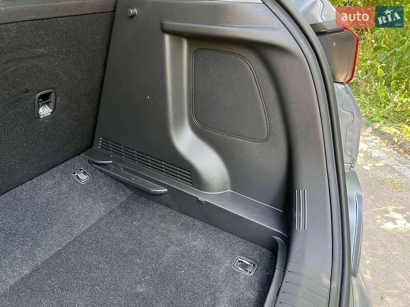 Позашляховик / Кросовер Hyundai Kona Electric 2020 в Житомирі