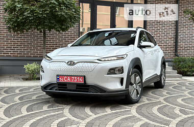 Позашляховик / Кросовер Hyundai Kona Electric 2019 в Києві