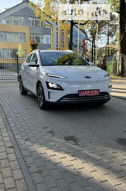 Позашляховик / Кросовер Hyundai Kona Electric 2021 в Києві