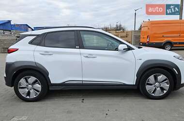 Внедорожник / Кроссовер Hyundai Kona Electric 2020 в Радомышле