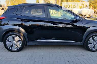 Внедорожник / Кроссовер Hyundai Kona Electric 2021 в Тернополе