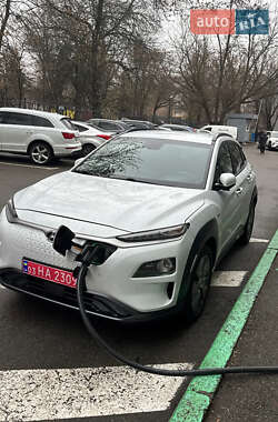 Позашляховик / Кросовер Hyundai Kona Electric 2019 в Чернігові