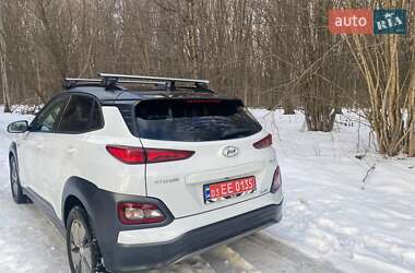 Внедорожник / Кроссовер Hyundai Kona Electric 2018 в Хмельницком