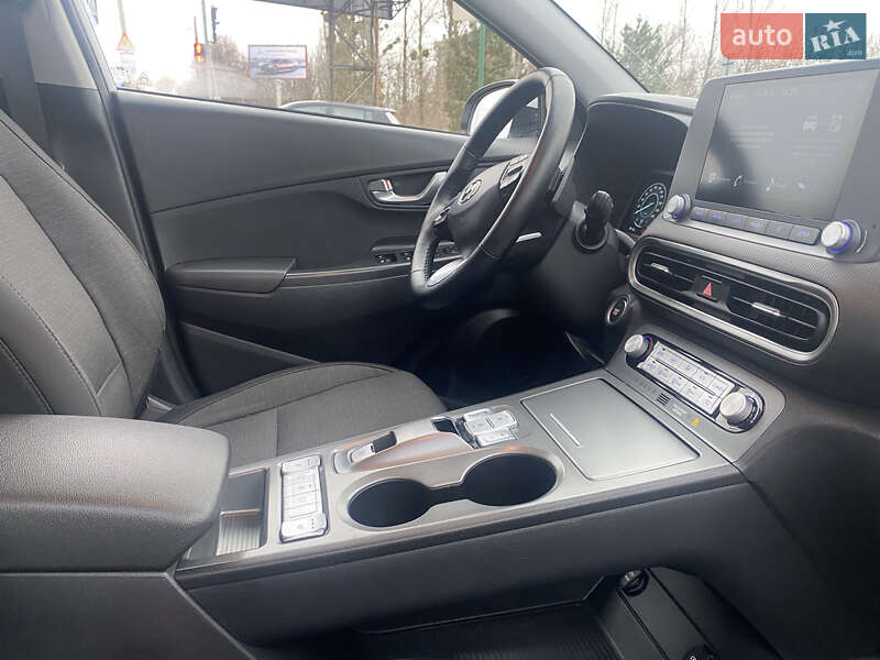 Внедорожник / Кроссовер Hyundai Kona Electric 2021 в Хмельницком