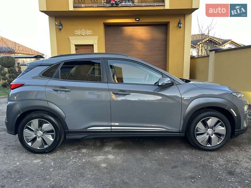 Позашляховик / Кросовер Hyundai Kona Electric 2019 в Львові
