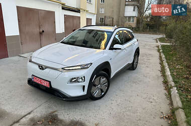 Позашляховик / Кросовер Hyundai Kona Electric 2020 в Івано-Франківську