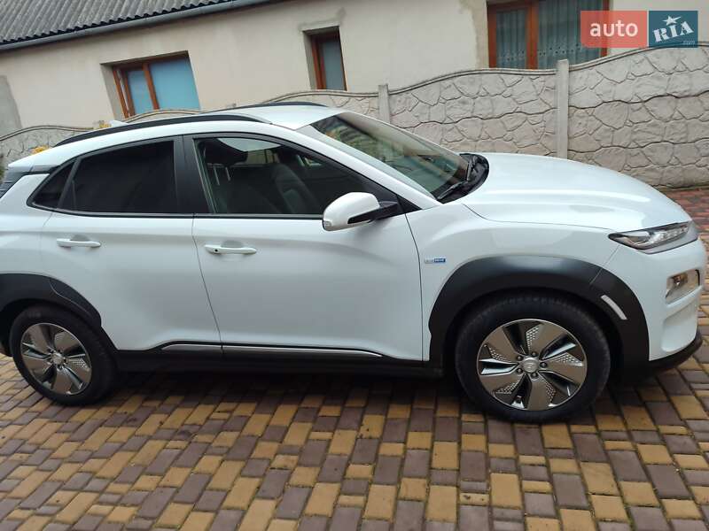 Внедорожник / Кроссовер Hyundai Kona Electric 2020 в Дубно фото 3 Внедорожник / Кроссовер Hyundai Kona Electric 2020 в Дубно