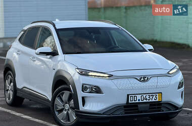 Позашляховик / Кросовер Hyundai Kona Electric 2019 в Дубні