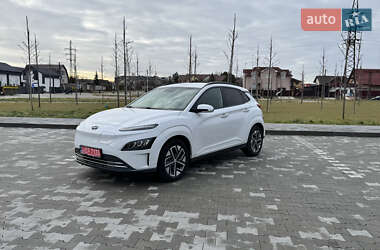 Позашляховик / Кросовер Hyundai Kona Electric 2021 в Києві