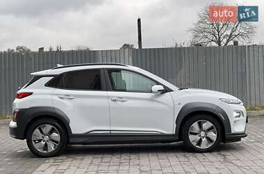 Позашляховик / Кросовер Hyundai Kona Electric 2019 в Дубні