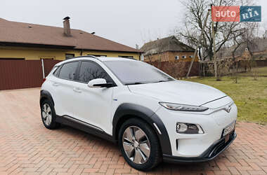 Позашляховик / Кросовер Hyundai Kona Electric 2019 в Ромнах