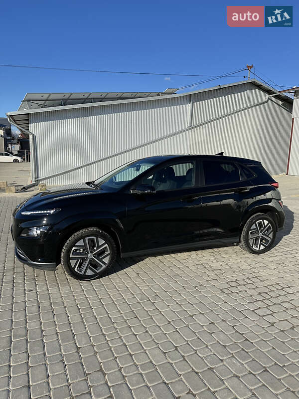 Позашляховик / Кросовер Hyundai Kona Electric 2022 в Коломиї