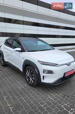 Позашляховик / Кросовер Hyundai Kona Electric 2020 в Рівному