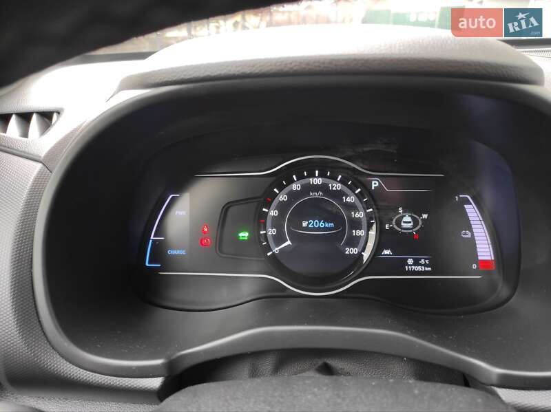 Внедорожник / Кроссовер Hyundai Kona Electric 2020 в Хмельницком