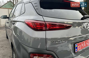 Внедорожник / Кроссовер Hyundai Kona Electric 2020 в 