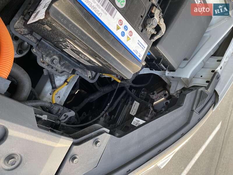 Внедорожник / Кроссовер Hyundai Kona Electric 2019 в Киеве