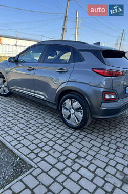 Позашляховик / Кросовер Hyundai Kona Electric 2019 в Ужгороді