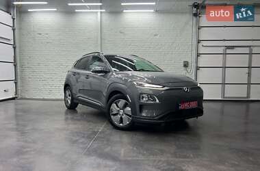 Позашляховик / Кросовер Hyundai Kona Electric 2020 в Луцьку