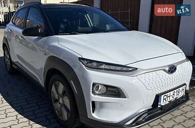 Позашляховик / Кросовер Hyundai Kona Electric 2018 в Шаровечці