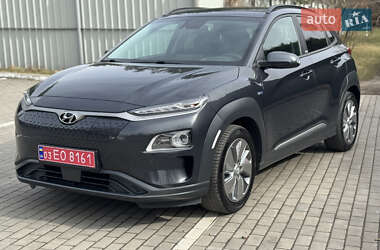 Внедорожник / Кроссовер Hyundai Kona Electric 2020 в 