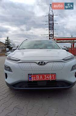 Внедорожник / Кроссовер Hyundai Kona Electric 2020 в 