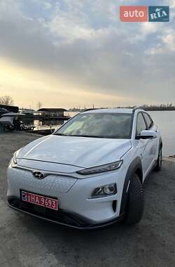 Внедорожник / Кроссовер Hyundai Kona Electric 2020 в Днепре