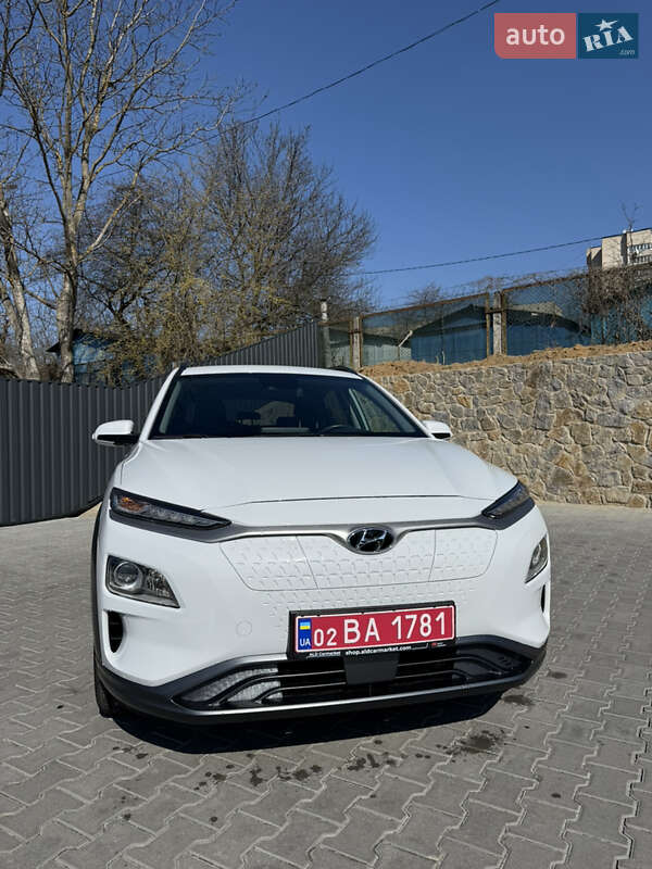 Внедорожник / Кроссовер Hyundai Kona Electric 2020 в Виннице