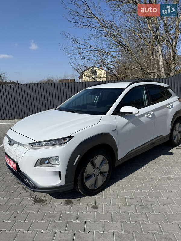Внедорожник / Кроссовер Hyundai Kona Electric 2020 в Виннице