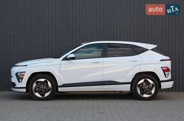 Внедорожник / Кроссовер Hyundai Kona Electric 2024 в 