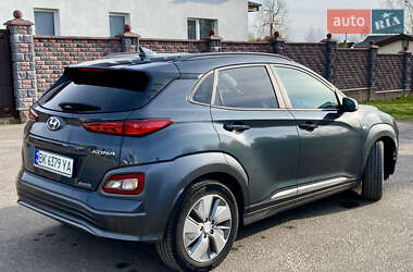 Позашляховик / Кросовер Hyundai Kona Electric 2019 в 