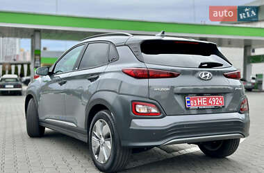 Внедорожник / Кроссовер Hyundai Kona Electric 2020 в 