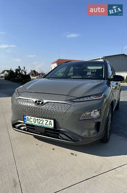Позашляховик / Кросовер Hyundai Kona Electric 2020 в 