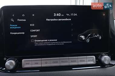 Позашляховик / Кросовер Hyundai Kona Electric 2020 в 