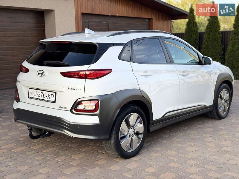 Внедорожник / Кроссовер Hyundai Kona Electric 2020 в Черновцах