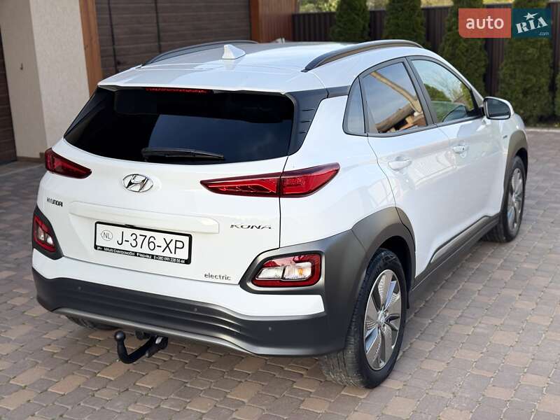 Внедорожник / Кроссовер Hyundai Kona Electric 2020 в Черновцах