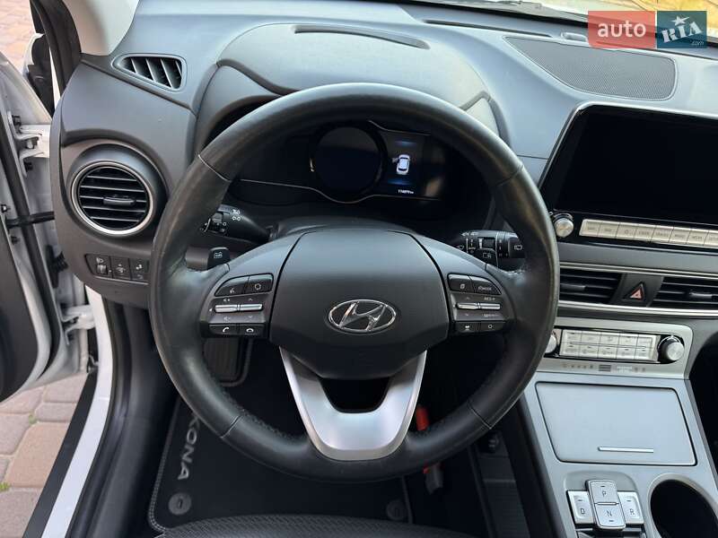 Внедорожник / Кроссовер Hyundai Kona Electric 2020 в Черновцах