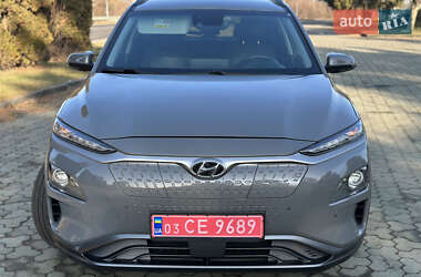 Внедорожник / Кроссовер Hyundai Kona Electric 2019 в 