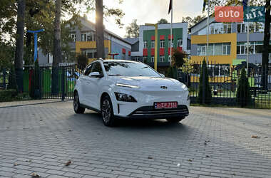 Внедорожник / Кроссовер Hyundai Kona Electric 2020 в 