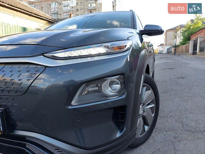Внедорожник / Кроссовер Hyundai Kona Electric 2019 в Первомайске