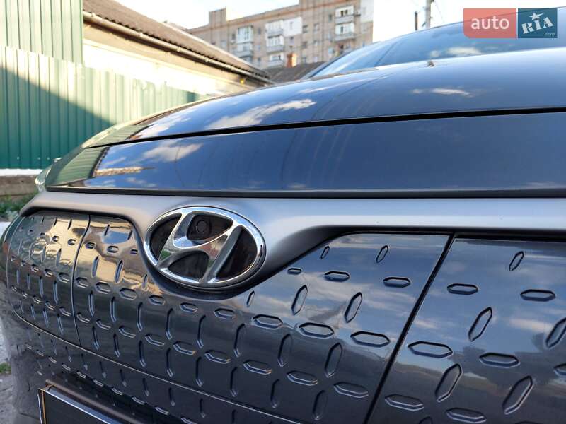 Внедорожник / Кроссовер Hyundai Kona Electric 2019 в Первомайске