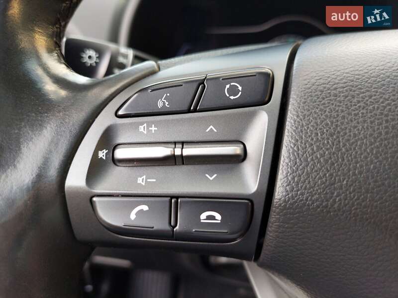 Внедорожник / Кроссовер Hyundai Kona Electric 2019 в Первомайске