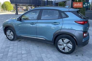 Позашляховик / Кросовер Hyundai Kona Electric 2020 в 