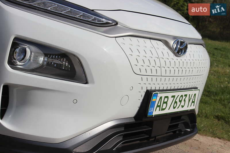Позашляховик / Кросовер Hyundai Kona Electric 2019 в Дніпрі